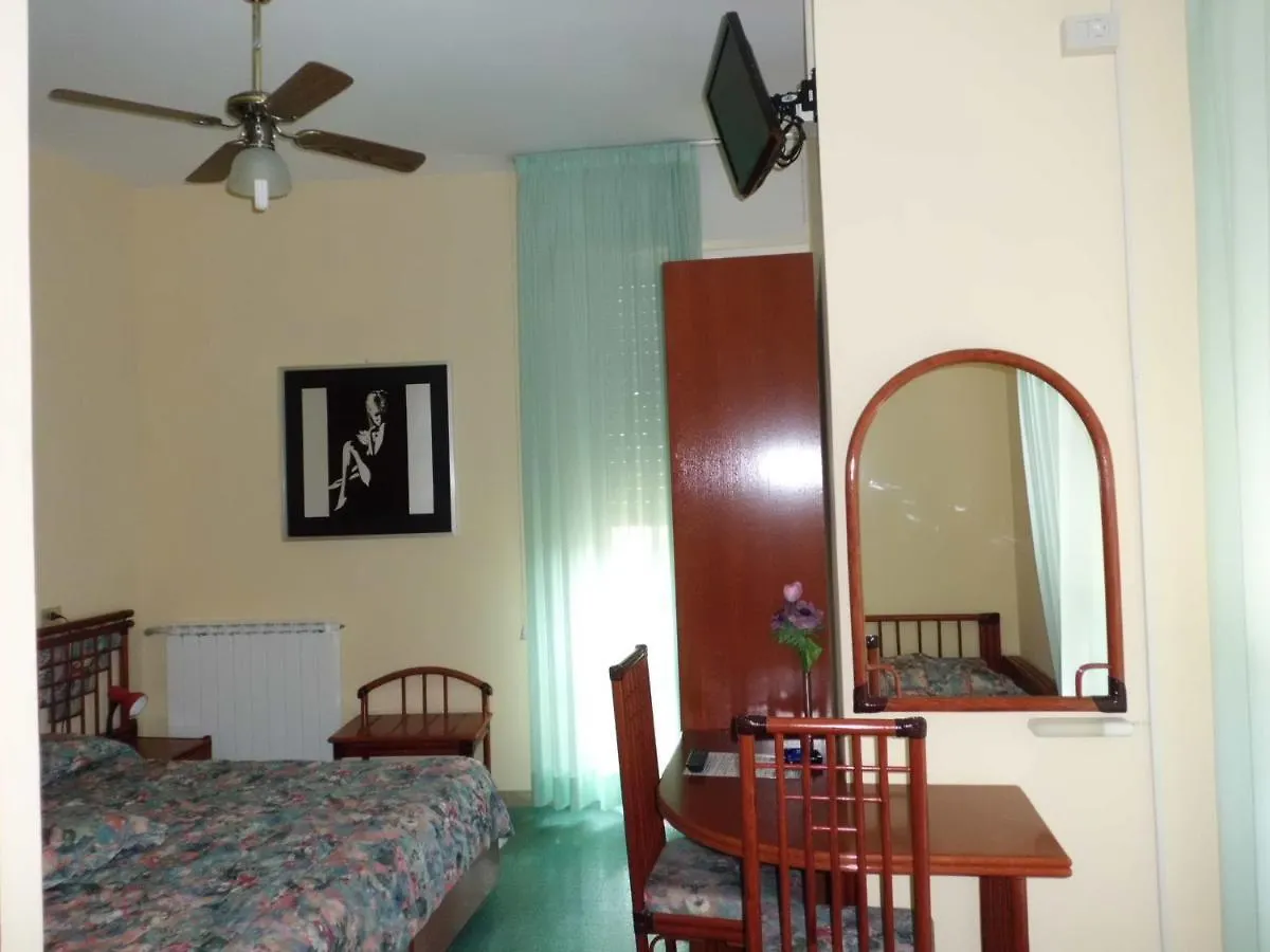 Fegina 3 Deluxe Bedrooms & Bathrooms Monterosso al Mare Italia